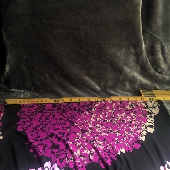 Dana Buchman long or 3/4 sleeve button down floral shirt‎ - Picture 13 of 13